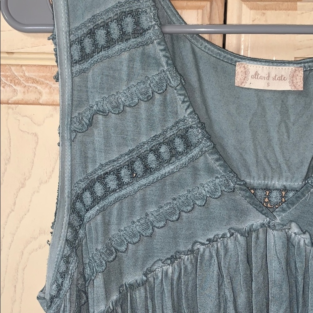 Dressy ruffle top - Picture 5 of 5